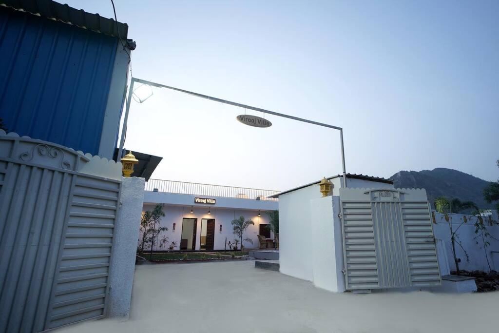 Viraaj Villa Udaipur Exteriör bild